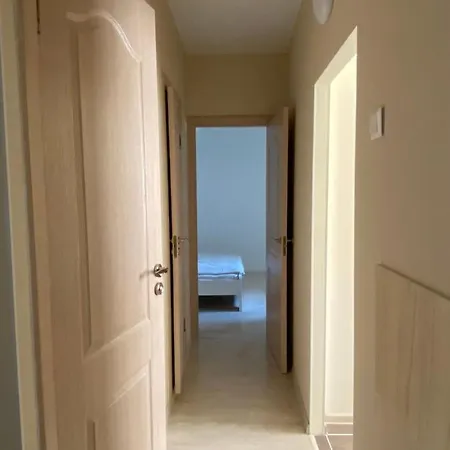 New Renovated شقة *